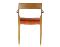 Scandinavian armchair with armrests cherry-stained wood, terracotta velvet seat