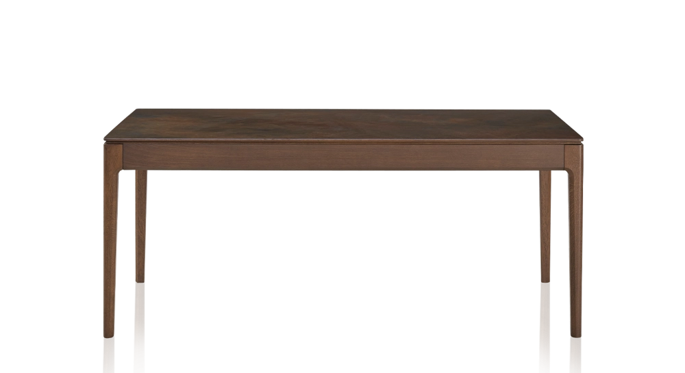 Table salle à manger en chêne et céramique 6 personnes avec bois teinte marron foncé et plateau céramique brun oxydé 160x100 cm