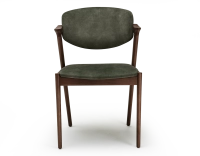 Chaise scandinave bois teinte marron foncé assise tissu velours vert forêt