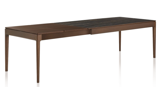 Table extensible 6 à 10 personnes en chêne et céramique allonges bois avec bois teinte marron foncé et plateau céramique effet marbre noir 140x90 cm