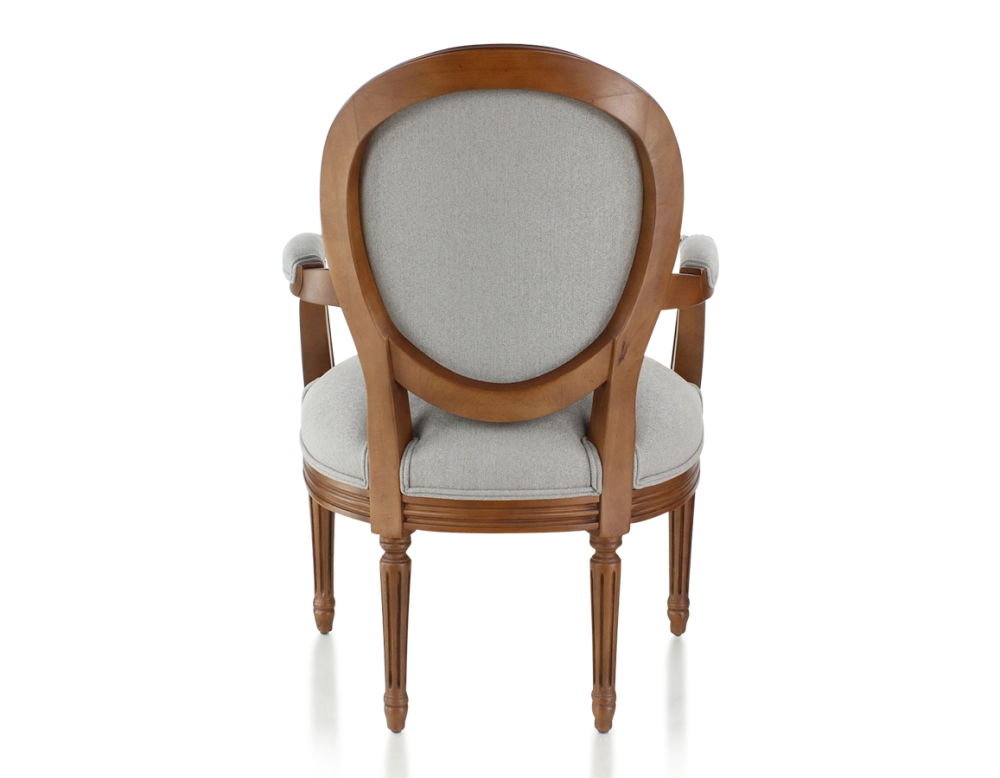 Sillón antiguo estilo Luis XVI madera con tinte envejecido y tejido gris claro