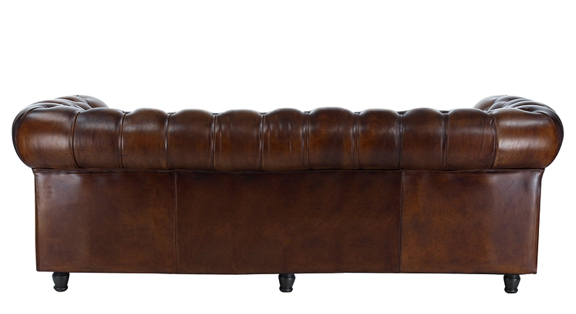 Canapé Chesterfield cuir 3 places marron soutenu accoudoirs cloutés