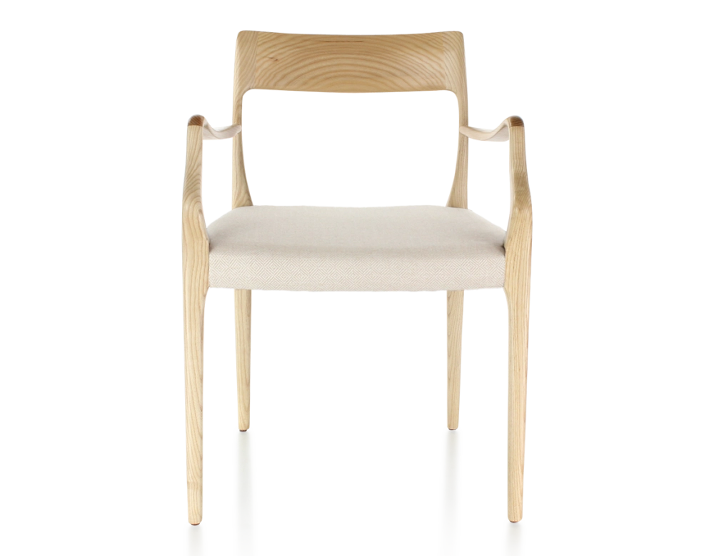 Chaise scandinave avec accoudoirs bois teinte naturelle assise tissu chevron beige