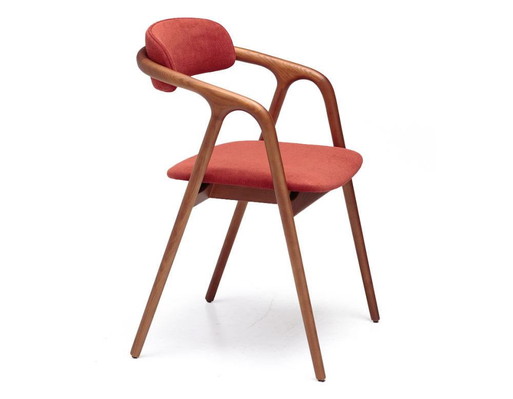 Chaise scandinave bois teinte merisier assise tissu beige orange brulé