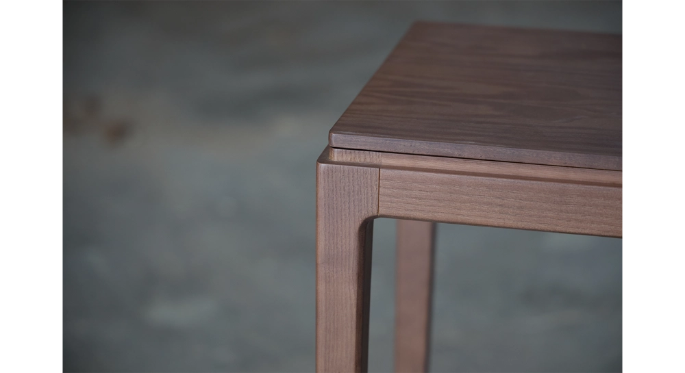 Taburete de bar de diseño H60 cm madera tinte nogal asiento madera