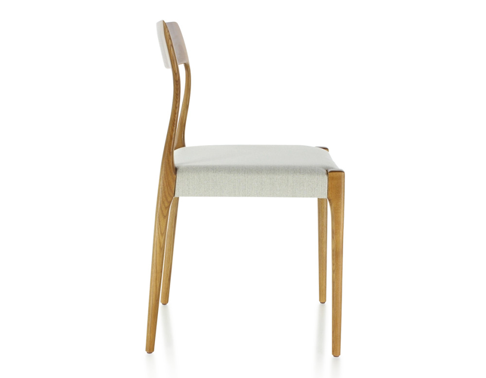 Silla escandinava madera tinte cerezo asiento tejido beige natural
