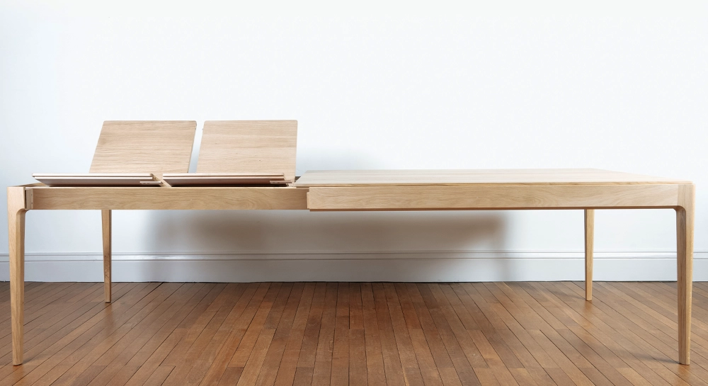 Table extensible en chêne 6 à 10 personnes avec plateau et allonges bois teinte naturelle 140x90 cm