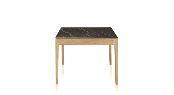 Table salle à manger en chêne et céramique 8 personnes avec bois teinte naturelle et plateau céramique effet marbre noir 210x100 cm