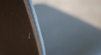 Chaises design chêne teinte marron foncé et tissu bleu