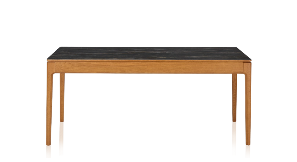 Table salle à manger 6 personnes en chêne et céramique avec bois teinte merisier et plateau céramique effet marbre noir 140x90 cm
