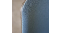Chaises design chêne teinte marron foncé et tissu bleu
