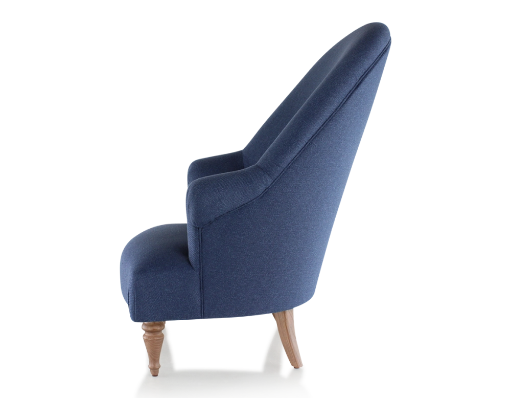 Fauteuil crapaud avec accoudoirs pieds bois teinte noyer et tissu bleu marine haut dossier