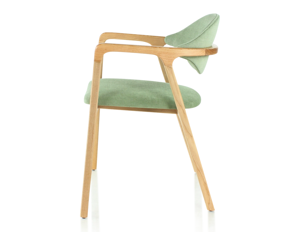 Chaise design avec accoudoirs bois teinte naturelle et tissu vert