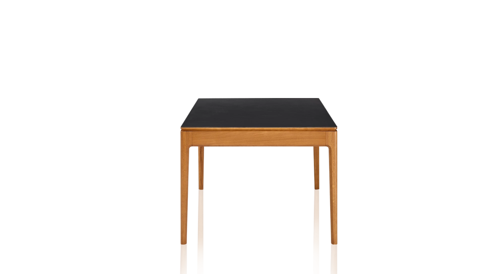 Table extensible 8 à 12 personnes en chêne et céramique allonges céramique avec bois teinte merisier et plateau et allonges céramique noire unie 210x100 cm