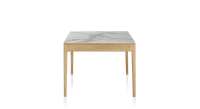 Table salle à manger en chêne et céramique 8 personnes avec bois teinte naturelle et plateau céramique effet marbre blanc 180x100 cm