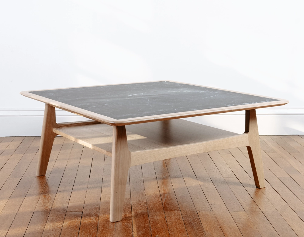 Table basse carrée en chêne et céramique avec bois teinte naturelle plateau céramique effet ardoise 100x100 cm