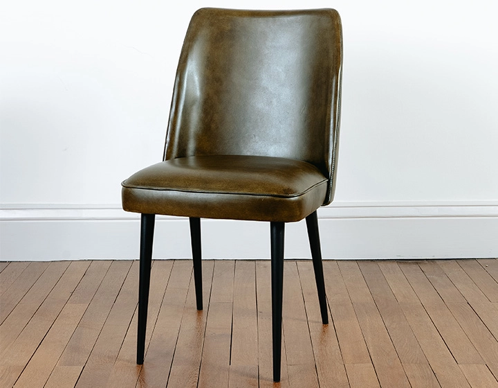 Chaise vintage cuir vert olive