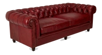 Canapé Chesterfield cuir 3 places rouge carmin accoudoirs cloutés