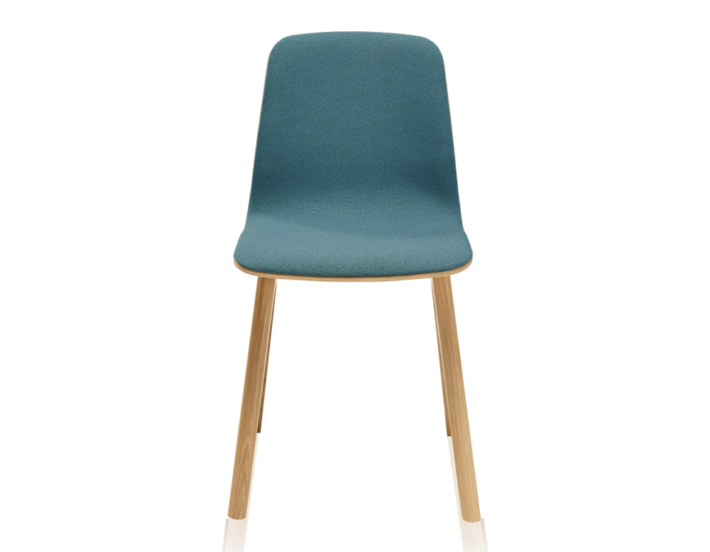 Chaise design en chêne tapissé bois teinte naturelle assise tissu bleu océan