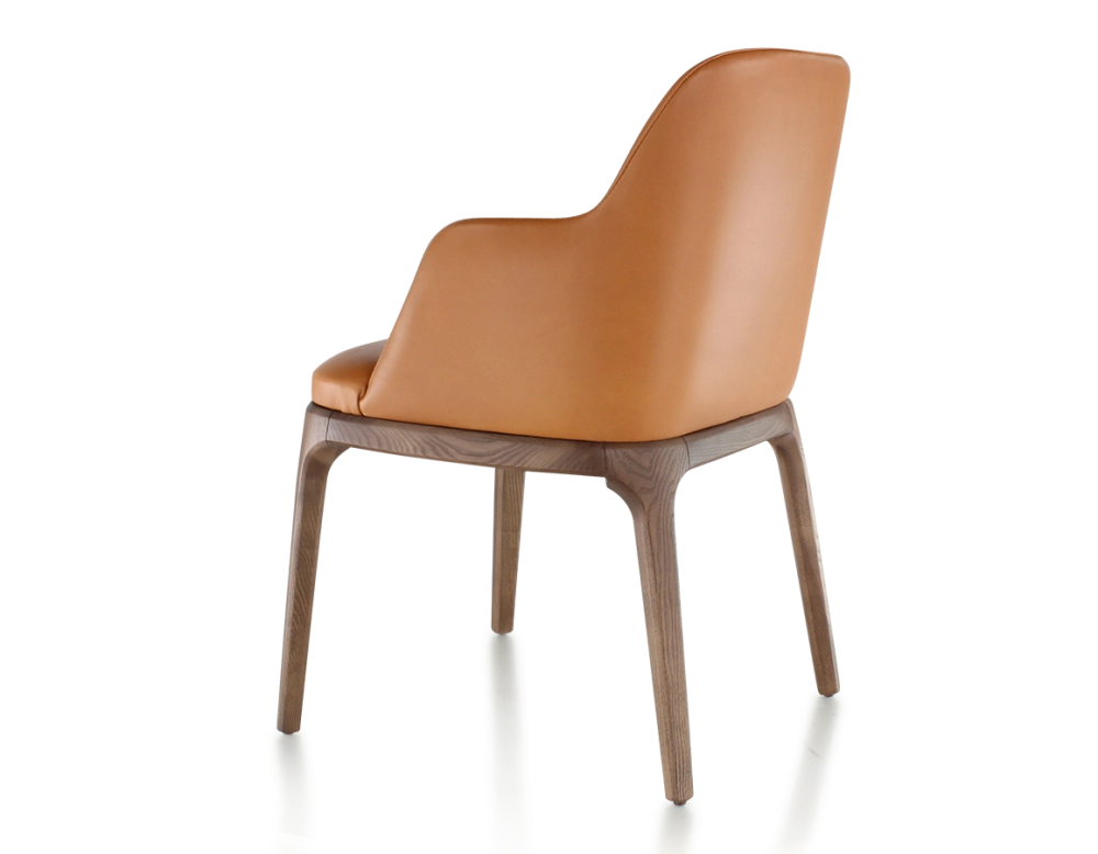 Silla de diseño con reposabrazos madera tintada marrón oscuro y piel caramelo