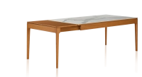 Mesa extensible de 6 a 10 personas de roble y cerámica con extensiones de madera con madera tinte cerezo y tablero cerámico efecto mármol blanco 140x90 cm