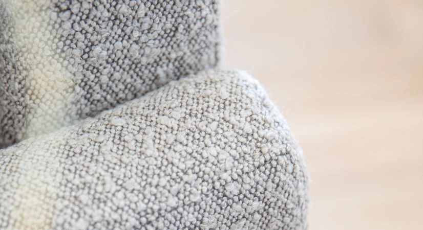 Canapé d'angle méridienne gauche 5 places tissu bouclé taupe (MG - 3D)