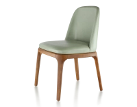 Chaise design bois teinte merisier et cuir cuir vert sauge