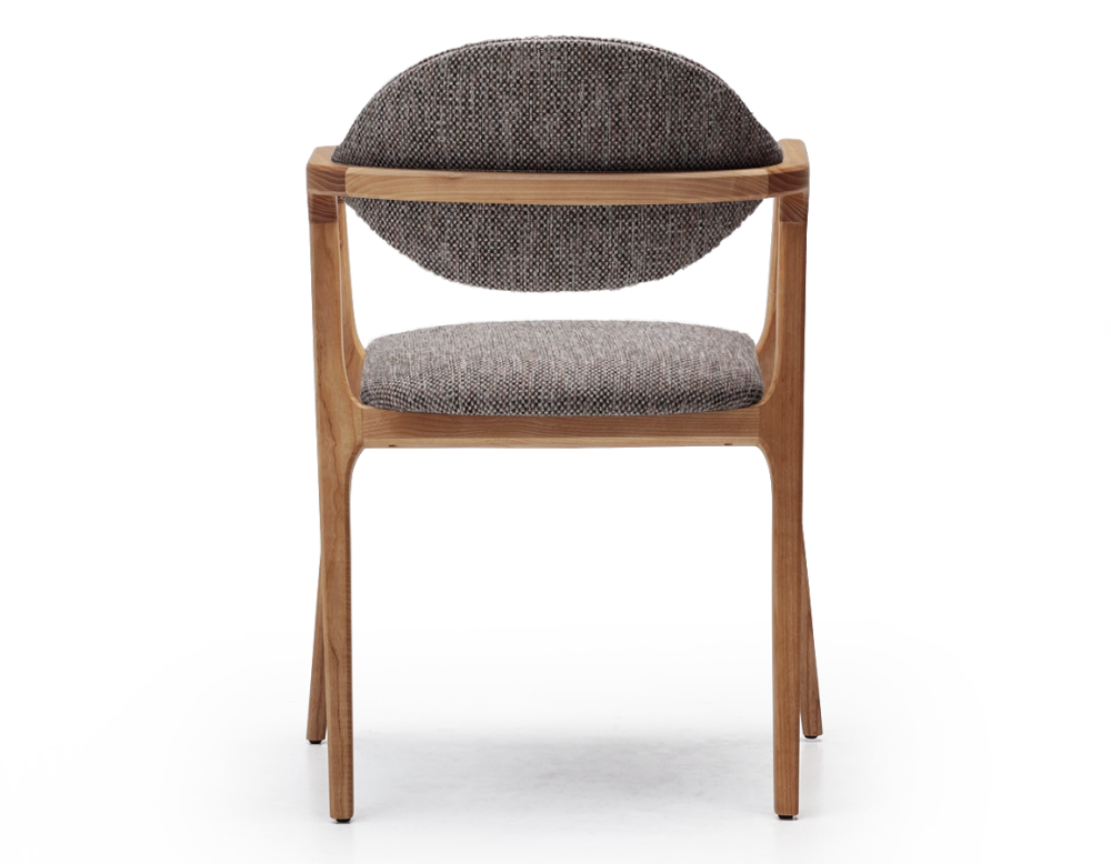 Chaise design avec accoudoirs bois teinte naturelle et tissu chiné marron