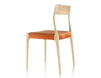 Chaise scandinave bois teinte naturelle assise tissu velours terracotta