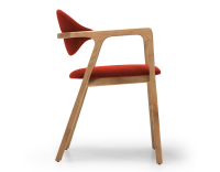 Chaise design avec accoudoirs bois teinte naturelle et tissu orange brulé