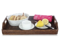 Plateau de service rectangulaire en rotin brun petit modèle