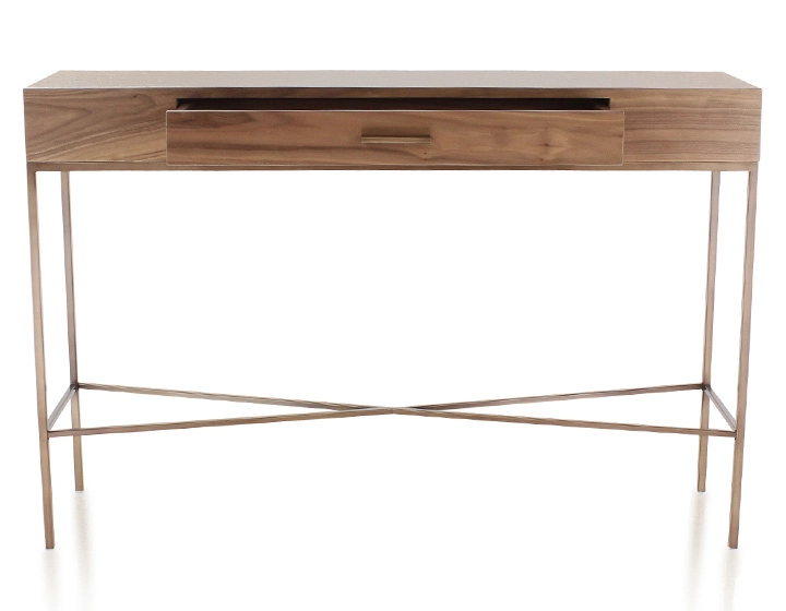 Consola de diseño nogal tinte natural y metal pátina latón 100 cm