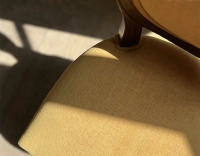 Chaise ancienne style Louis XVI bois teinte ancienne et tissu jaune