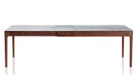 Table extensible en noyer et céramique 6 à 10 personnes allonges céramique avec bois teinte naturelle et plateau et allonges céramique effet marbre blanc 140x90 cm