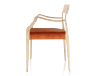 Chaise scandinave avec accoudoirs bois teinte naturelle assise tissu velours terracotta
