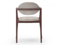 Chaise design avec accoudoirs bois teinte noyer et tissu velours sable