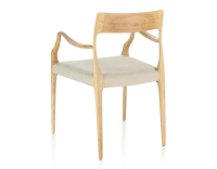 Chaise scandinave avec accoudoirs bois teinte naturelle assise tissu camel