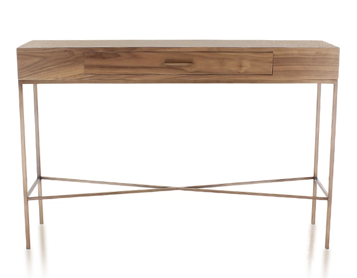 Consola de diseño nogal tinte natural y metal pátina latón 100 cm