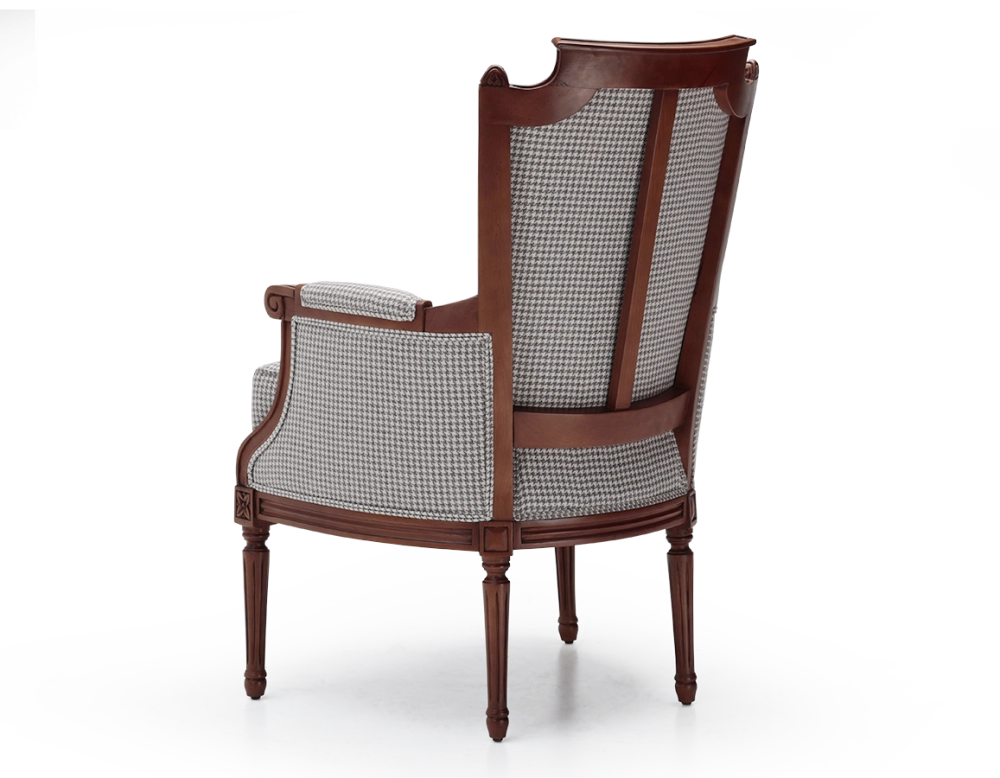 Fauteuil bergère style Louis XVI bois teinte ancienne et tissu pied de poule blanc et taupe