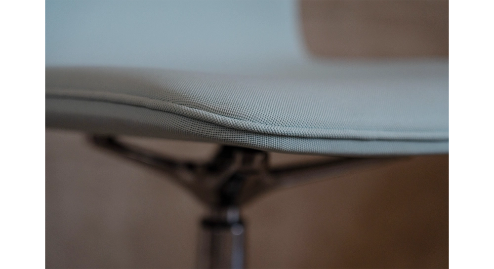 Chaise de bureau sans roulettes assise tissu bleu ciel