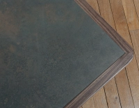 Table basse carré en noyer et céramique bois teinte naturelle plateau céramique brun oxydé 100x100 cm