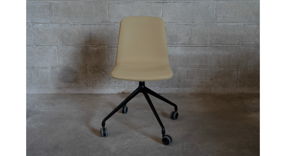 Chaise de bureau à roulettes assise tissu kaki clair