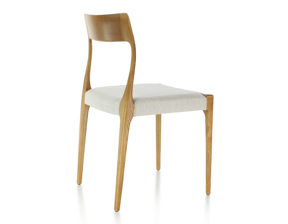 Silla escandinava madera tinte cerezo asiento tejido beige natural