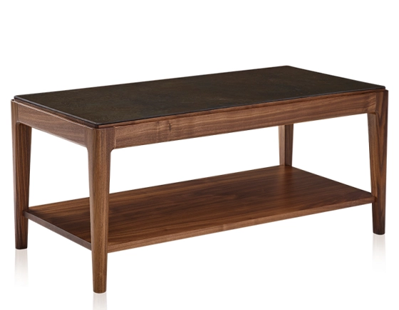 Table basse rectangulaire en noyer et céramique avec tablette en bois teinte naturelle plateau céramique brun oxydé 100x50 cm