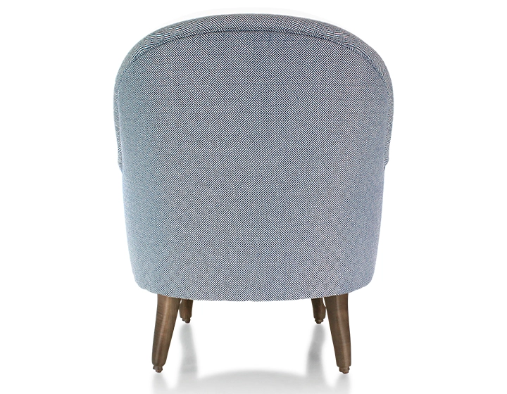 Fauteuil crapaud avec accoudoirs pieds bois teinte noyer et tissu chevron bleu