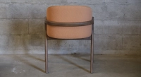 Silla de diseño de fresno madera tinte nogal asiento bi material color melocotón