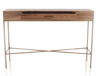 Consola de diseño nogal tinte natural y metal pátina latón 100 cm