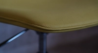 Chaise de bureau à roulettes assise tissu vert anis