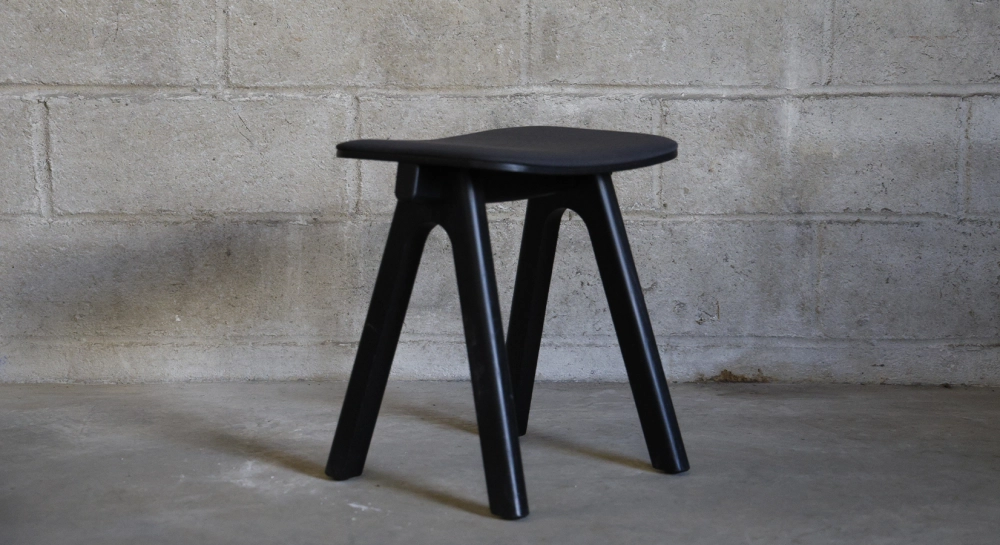 Design bar stool H65 cm natural wood finish with blue fabric seat