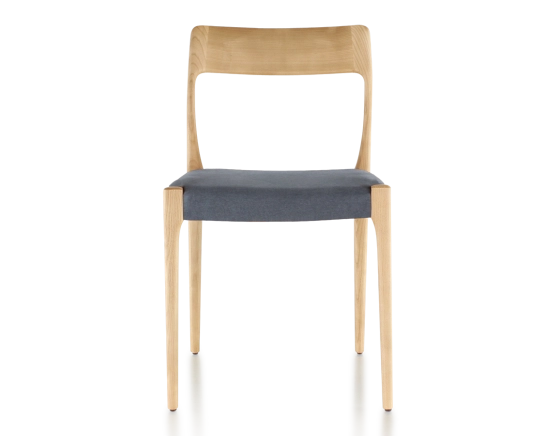 Chaise scandinave bois teinte naturelle assise tissu gris